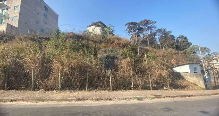 LOTE DE 345 M2 NO JARDIM CACHOEIRA