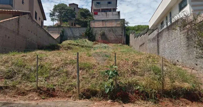 TERRENO NO QUINTAS DO SOL - 437m²