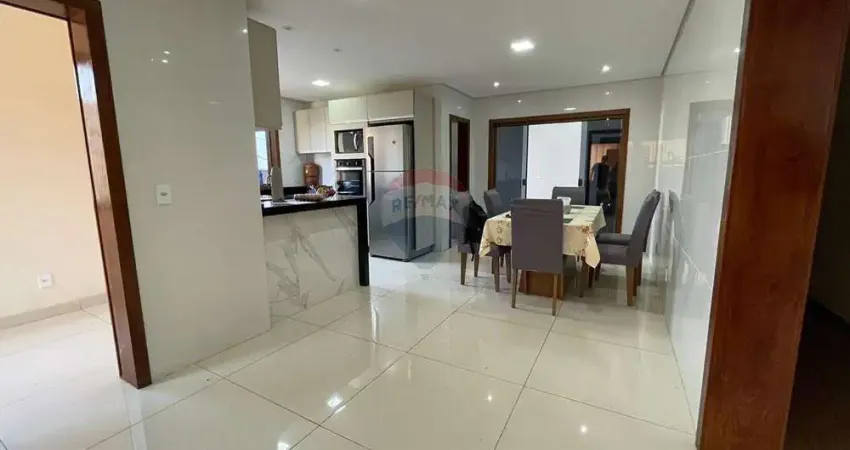 Casa com 3 quartos à venda no Novo Horizonte, Conselheiro Lafaiete 