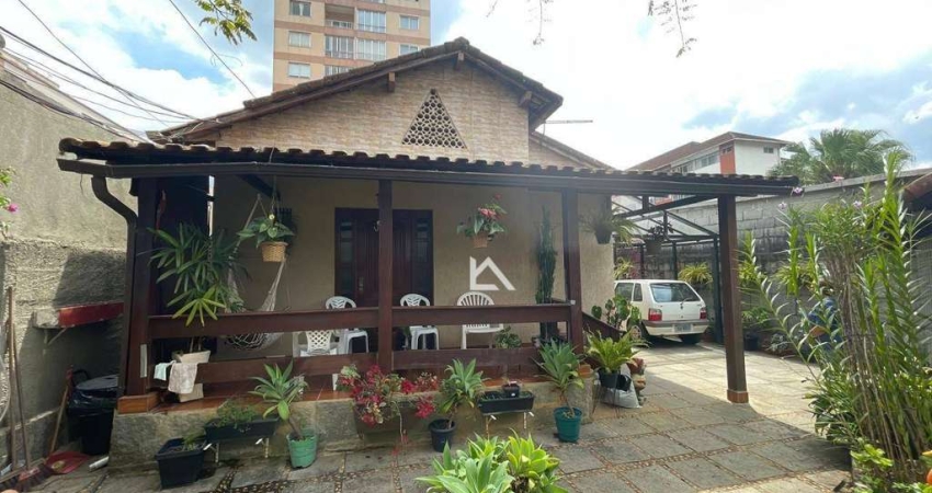 Casa com 5 dormitórios à venda, 154 m² por R$ 949.000,00 - Alto - Teresópolis/RJ