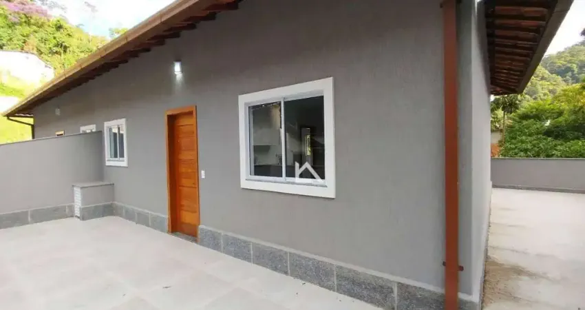 Casa com 2 dormitórios à venda, 63 m² por R$ 359.000,00 - Meudon - Teresópolis/RJ