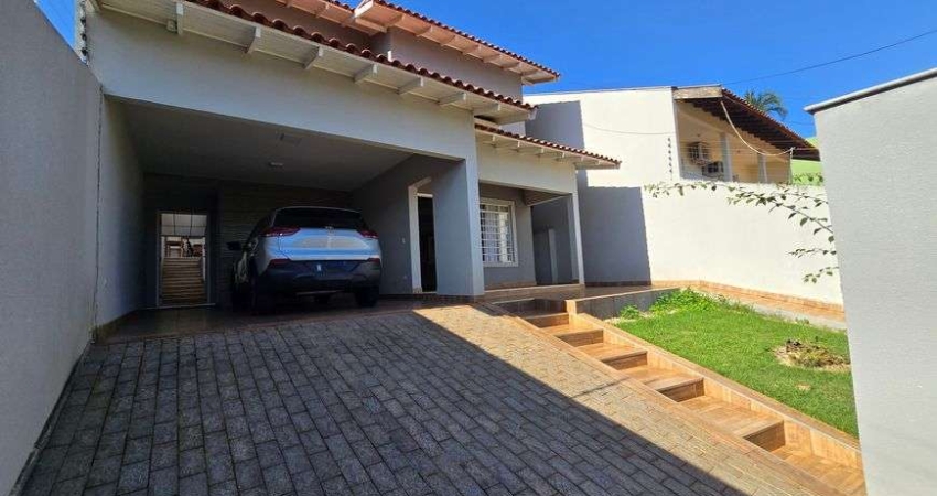 Sobrado com 4 quartos, 4 banheiros 190 m² Jd San Remo Londrina-PR
