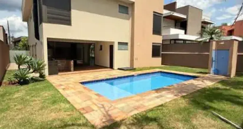 Linda casa moderna disponível para locação em condomínio fechado.