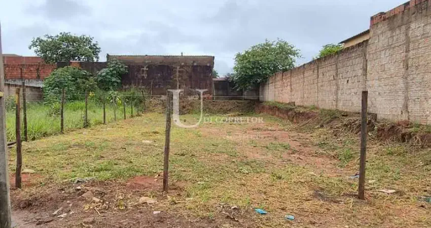 Lote/Terreno Plano - 10 x 30 - pronto para construir - 2195Udi