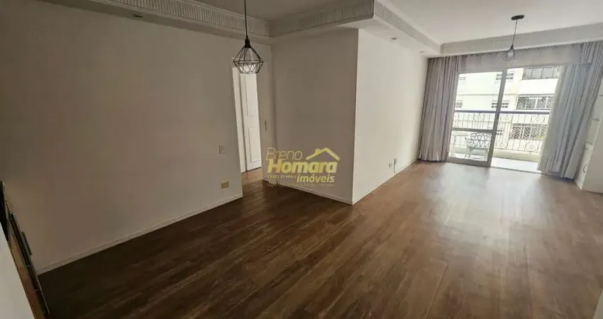 Apartamento de 100 m² para locação, com 3 dormitórios sendo 1 suíte e 2 vagas de garagem no bairro