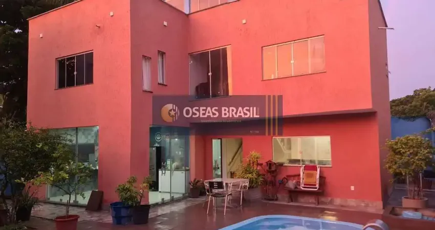Casa à venda em Alto do Mundaí, Porto Seguro: 420m², 5 dormitórios, 4 suítes. Oportunidade por R$2.750.000!