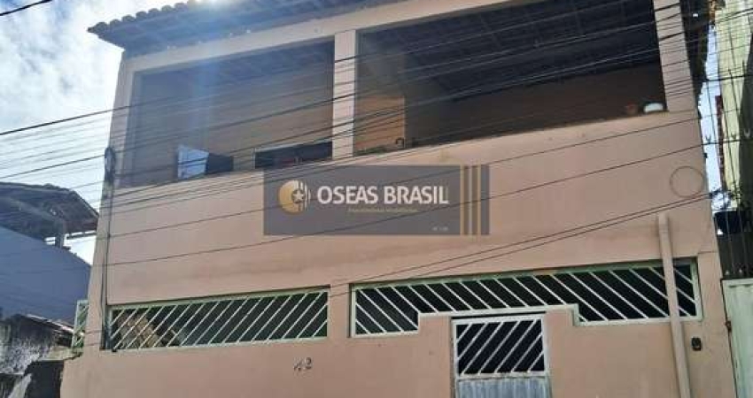 Casa à venda em Porto Seguro, região central, 5 dormitórios, 1 suíte, 3 banheiros por R$650.000. Oportunidade!