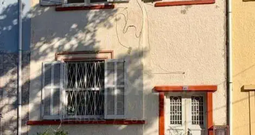 Casa com 3 quartos à venda na Rua Dom João VI, 233, Medianeira, Porto Alegre