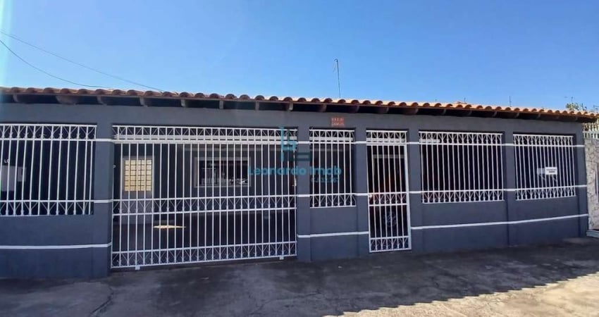 Casa para Venda em Brasília, Taguatinga Norte (Taguatinga), 3 dormitórios, 1 suíte, 3 banheiros, 3 vagas