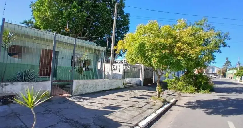 Casa com 3 quartos à venda no Centro, Pelotas 