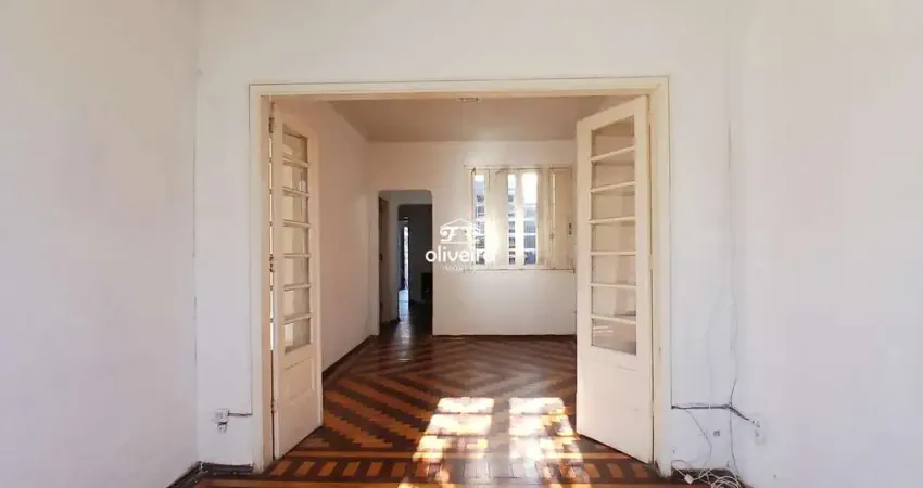 Casa com 3 quartos para alugar no Centro, Pelotas