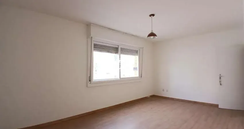 Apartamento com 3 quartos para alugar no Centro, Pelotas