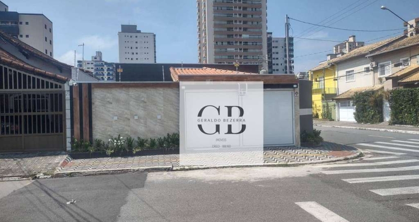 Casa à venda por R$ 900.000,00 - Vila Assunção - Praia Grande/SP
