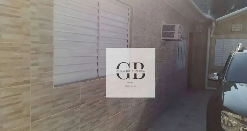 Casa com 4 dormitórios à venda, 79 m² por R$ 395.000,00 - Canto do Forte - Praia Grande/SP