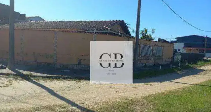 Casa à venda na Vila Loty, Itanhaém 