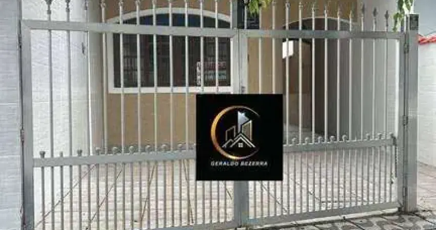 Casa à venda no Balneário Maracanã, Praia Grande 