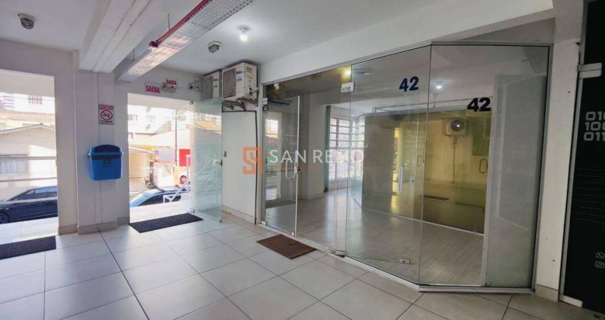Sala comercial com 3 salas para alugar na Rua Vereador Mário Coelho Pires, 221, Campinas, São José