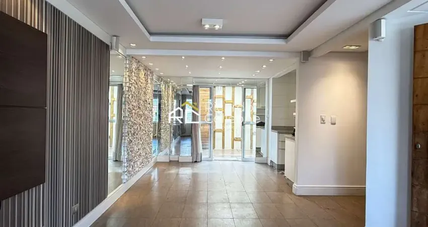 Casa triplex no seminário – 186m² | 4 quartos (2 suítes) | 2 vagas | área gourmet