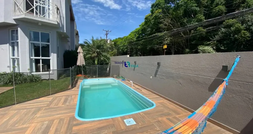 Casa com piscina e área gourmet na melhor região do vista alegre
