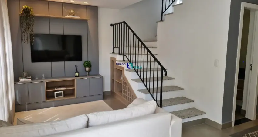 Sobrado novo, mobiliado com , com ático e terraço à venda no pilarzinho