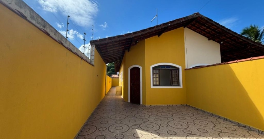 Casa à Venda no Litoral Sul de SP – Perto da Praia e com Preço Acessível