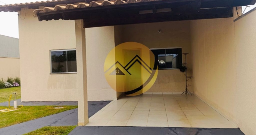 Casa com 3 Quartos, Suíte, Jardim e Área Gourmet – Ótima Localização!