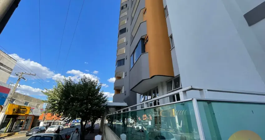 Apartamento em localização privilegiada em caldas novas, em frente às casas bahia