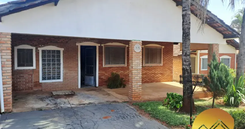 Baixamos o valor! Chalé em Caldas Novas, condomínio bem localizado próximo ao Assaí atacadista