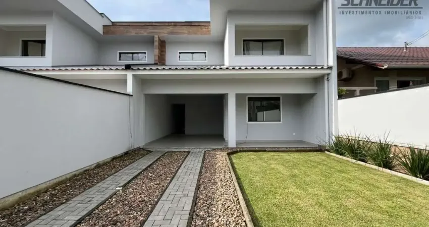 Casa com 3 dormitórios para alugar no bairro Capitais em Timbó/SC