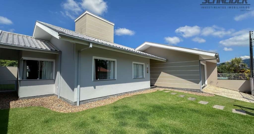 Casa com 3 dormitórios para alugar no bairro Fritz Lorenz em Timbó/SC