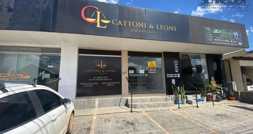 Casa comercial para alugar na Rua Indaial, 213, Quintino, Timbó