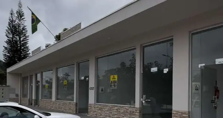 Sala comercial para alugar no bairro estrada das areias em indaial/sc