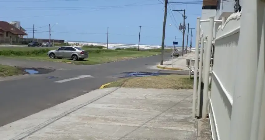 2 quartos a poucos passos do mar em Capão da Canoa - ALUGUEL DE VERÃO