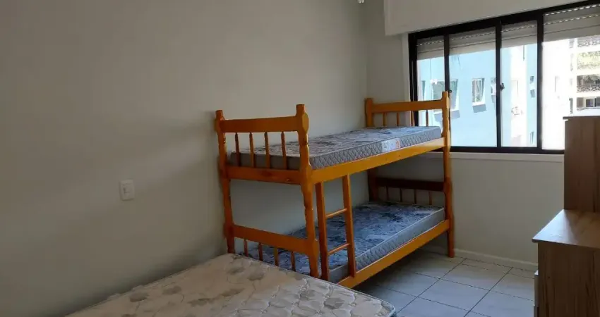 Apartamento com AR-CONDICIONADO e 2 quartos com vaga de garagem