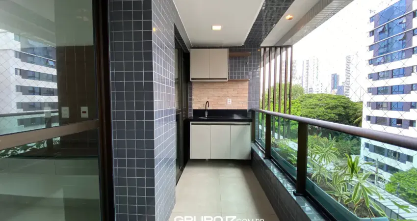 Impecável apartamento em Casa Forte para primeira moradia decorado e com móveis planejados