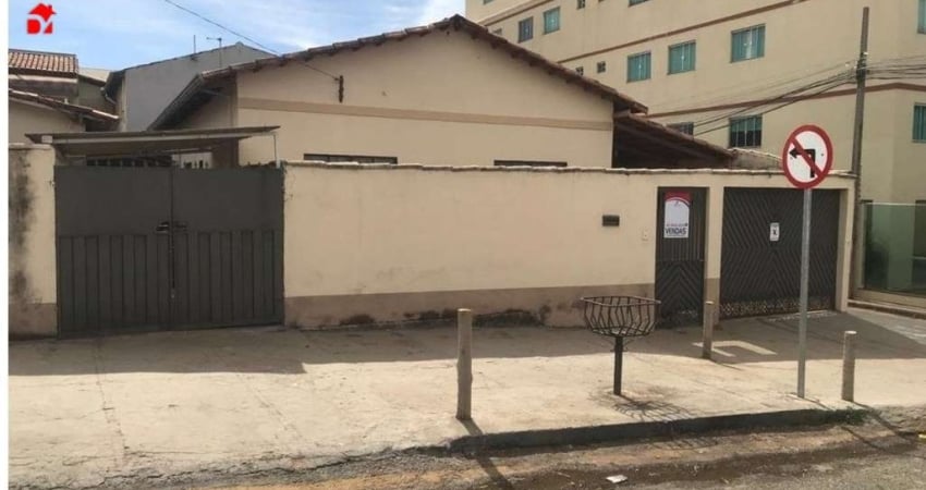 Casa com 3 quartos à venda na Doutor James Fanstone, 234, Cidade Universitária, Anápolis
