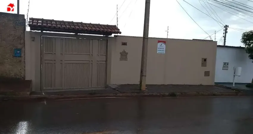 Casa com 4 quartos para alugar na Presidente Vargas, 22, Vila Goiás, Anápolis