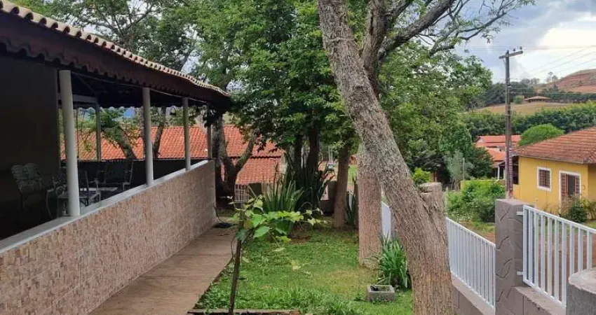 Casa em condomínio fechado com 4 quartos à venda no Centro, Andradas