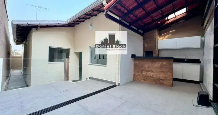 Casa Plana e Independente com 3 Quartos e Suíte | 90 m² | Bairro Candelária - BH