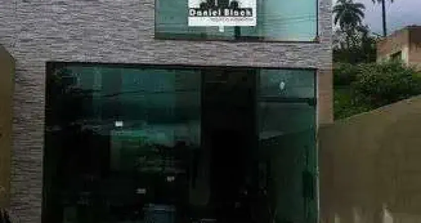 Casa com 3 quartos localizada no bairro Liberdade.