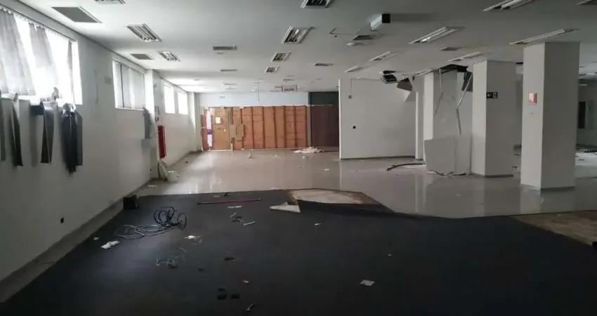 Prédio com 7 salas para alugar na Avenida Pedro Bueno, 1.507, Jabaquara, São Paulo