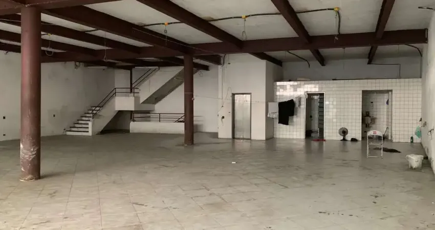 Prédio para alugar na Praça João Francisco Lisboa, 60, Vila Madalena, São Paulo