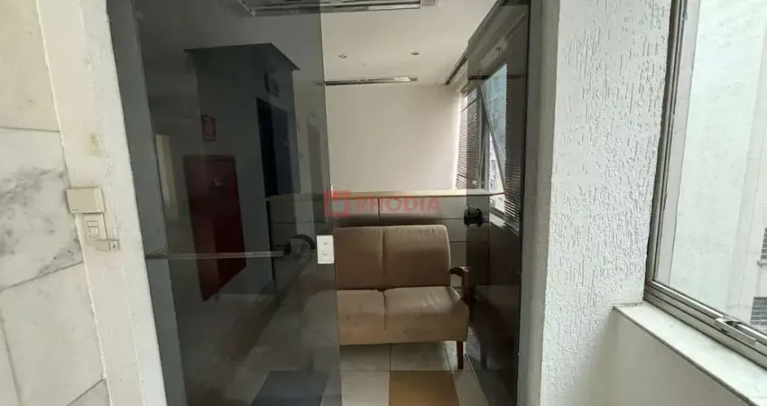 Sala comercial com 13 salas para alugar na Avenida Ipiranga, 324, República, São Paulo