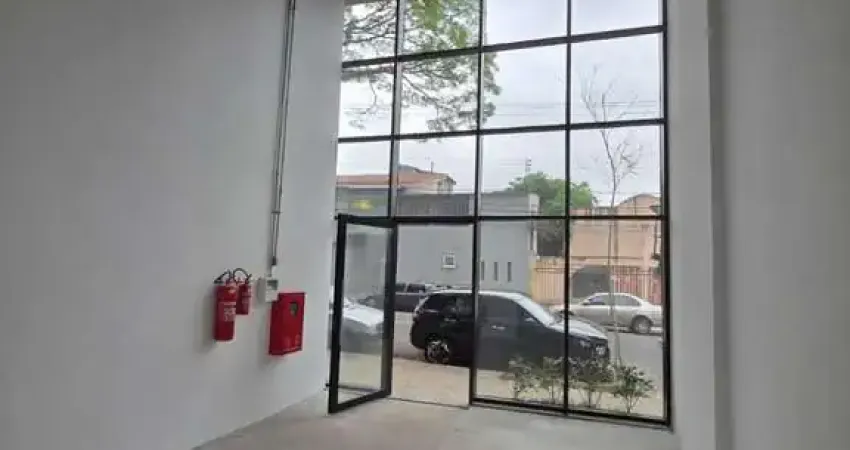 Loja em em moema - ao lado de dois predios novos com mais de 1000 moradores