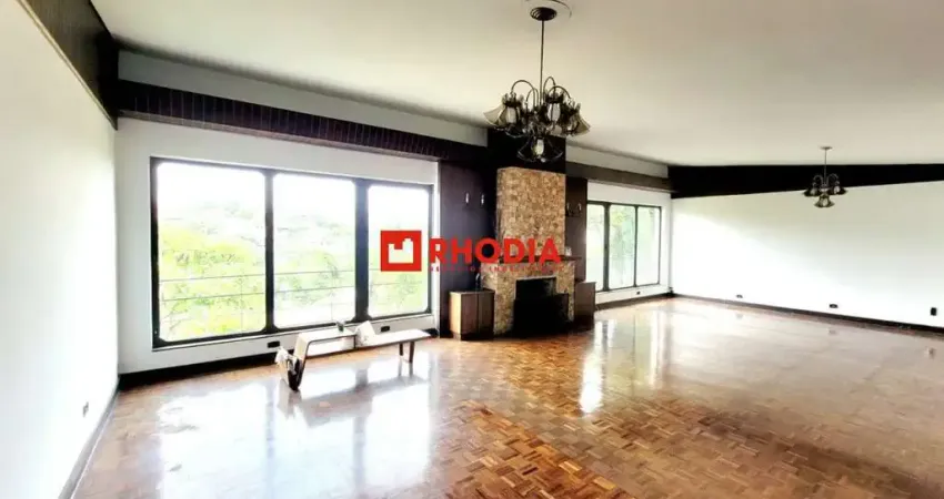 Sobrado de 7 dormitórios sendo 2 suítes, vista pacaembu, localizado no sumaré, ideal para famílias