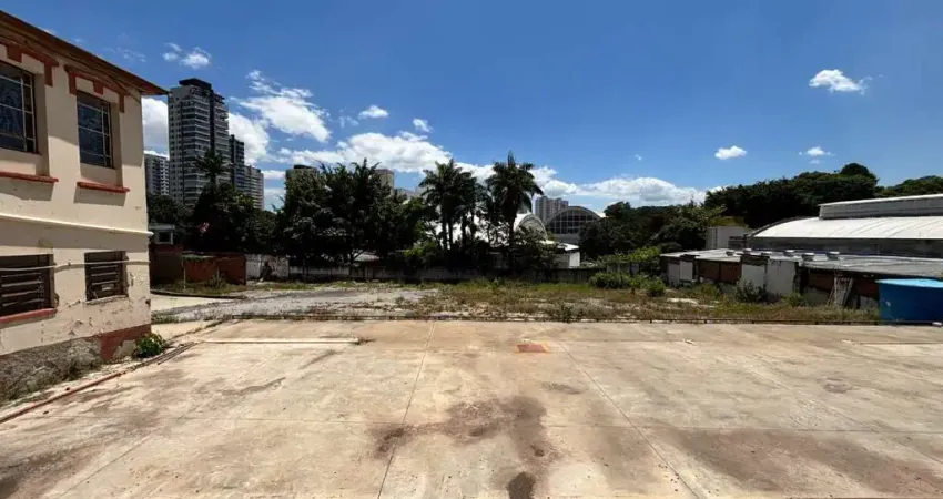 Novidade - terreno de 3524m² - amplo e versátil em região nobre da zona oeste