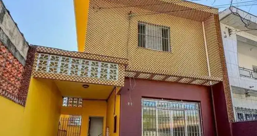 Sobrado no Imirim com 2 Dormitórios, Suíte, Edícula e 2 Vagas