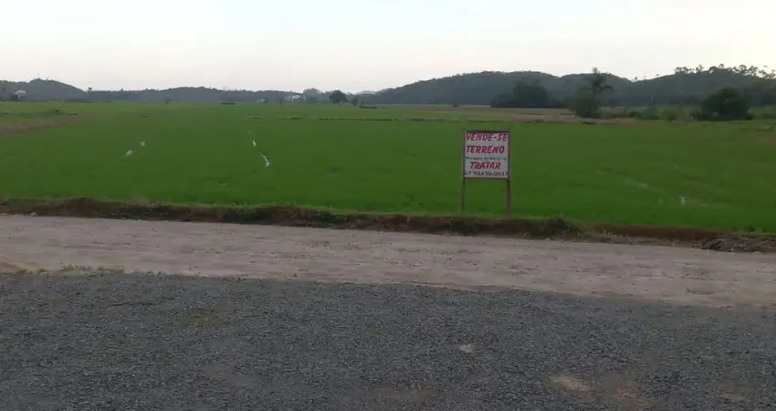 Terreno à Venda na Estrada Blumenau, Bairro Vila Nova