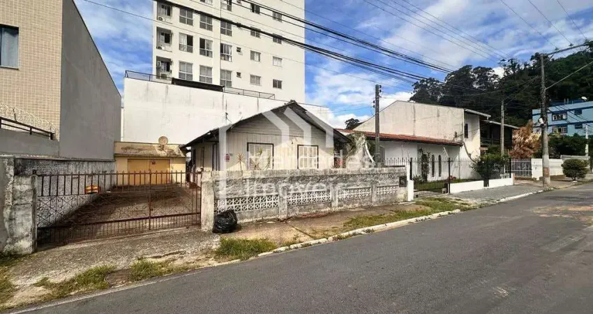 Casa com 2 quartos à venda na Rua João Rodi, 68, Fazenda, Itajaí