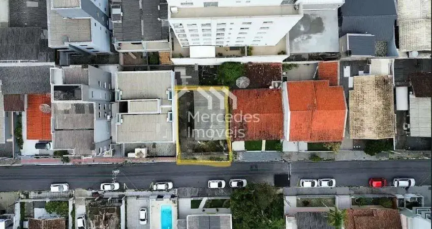 Terreno com casa de madeira à venda, Fazenda, Itajaí, SC